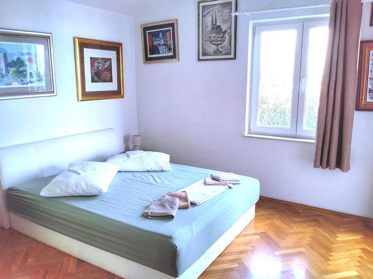 Beach State Of Art, Balica Rat Stanici Bagian luar foto